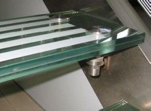 點擊查看詳細信息<br>標題：夾層玻璃 閱讀次數：2683